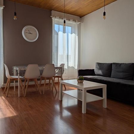 Le Mirage - Appartement 2 Chambres, Salon, Cuisine Equipee, Parking Et Wifi Gratuit Mulhouse Exterior foto